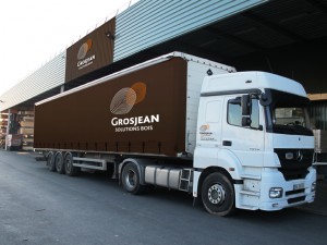 Grosjean Solutions Bois - Agence le 6 - identité visuelle - Marquage corporate camion
