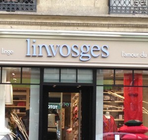 Façade et vitrine magasin Linvosges