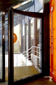 Forum Point P-Conception signaletique site-Identite visuelle-Creation Agence le 6 Paris