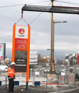 Agencele6.Lane-Signaletique-Totem-Station-Covoiturage-logotype-Edition-design graphique