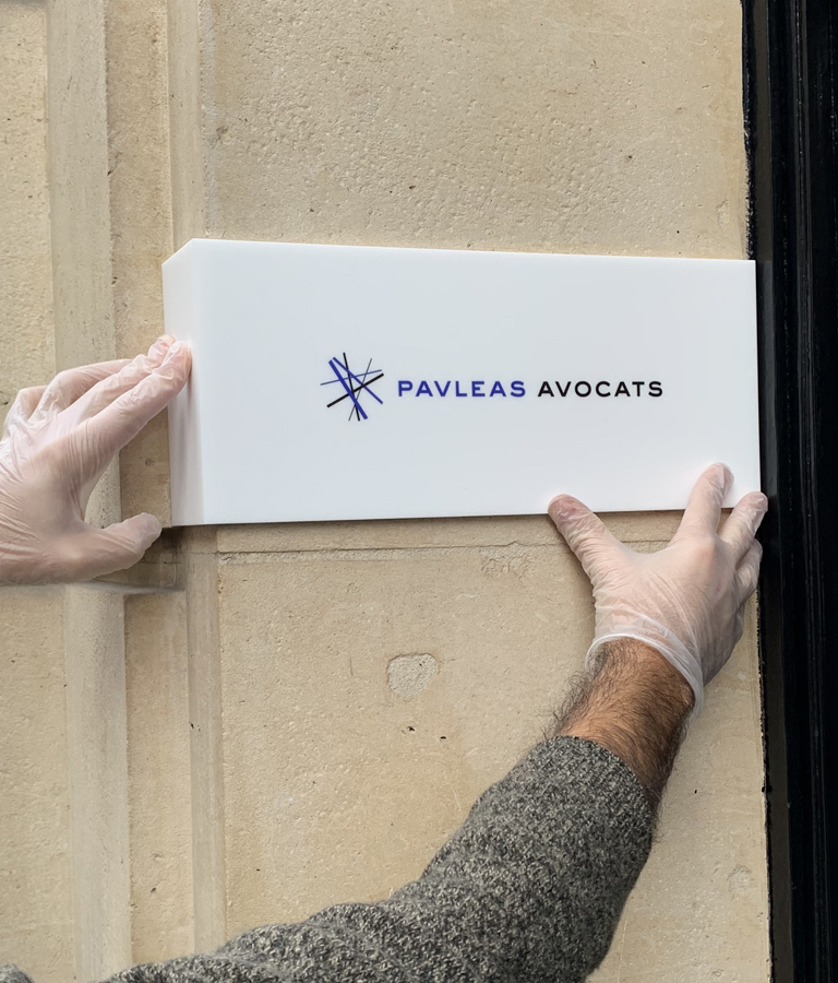 Agence le 6_Design Graphic Paris-Pavleas Avocats-Communication corporate_Branding_Strategie de marque_Signaletique