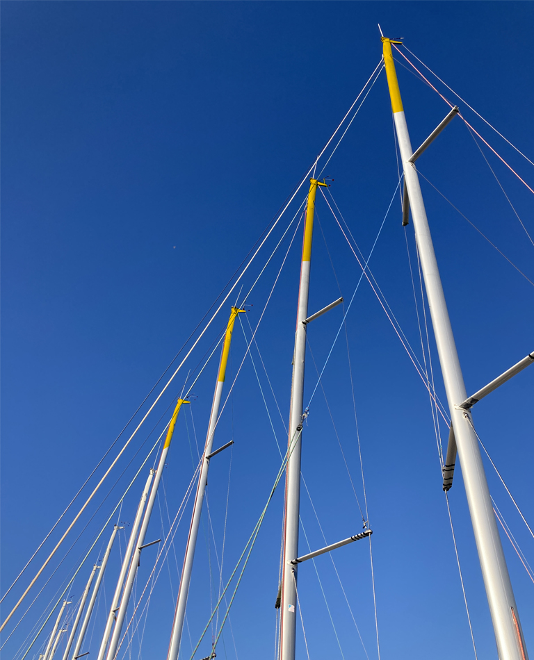 Yellow-Impact-Sailing_Agence-le6_Paris_Design-corporate_Logotoype_Branding_Refonte-de-marque