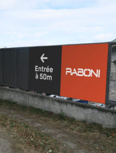 RABONI-Identite visuelle-Distribution-Signaletique-Entree site directionnelle-Retailing-Signaletique-Logotype-Identite visuelle-Graphic Design-Communication corporate Paris-La Trinite-La Rochelle